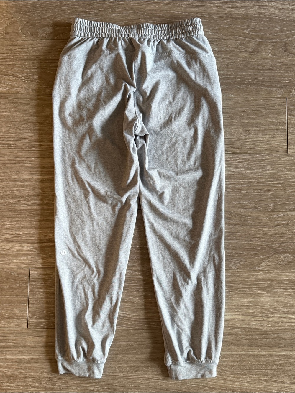 Lululemon Soft Jersey Classic-Fit Mid-Rise Jogger 7/8 Length Grey size 4 - Picture 9 of 9